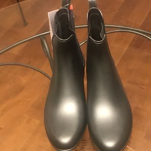 Storm Winter/ raining shoes size 11